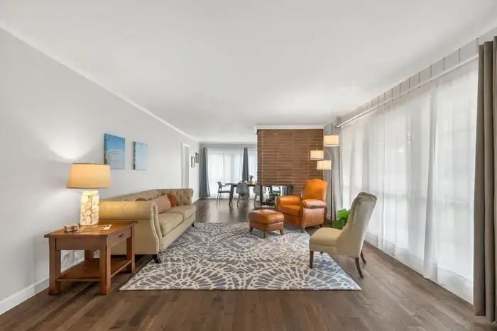 Main living room at Rising Star Ranch with comfortable group seating